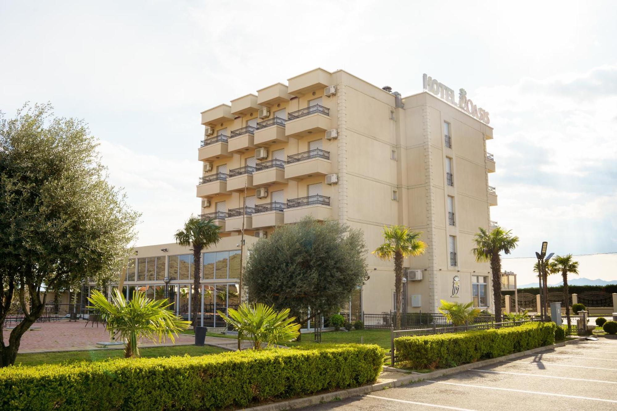 Hotel Oasis Podgorica Luaran gambar