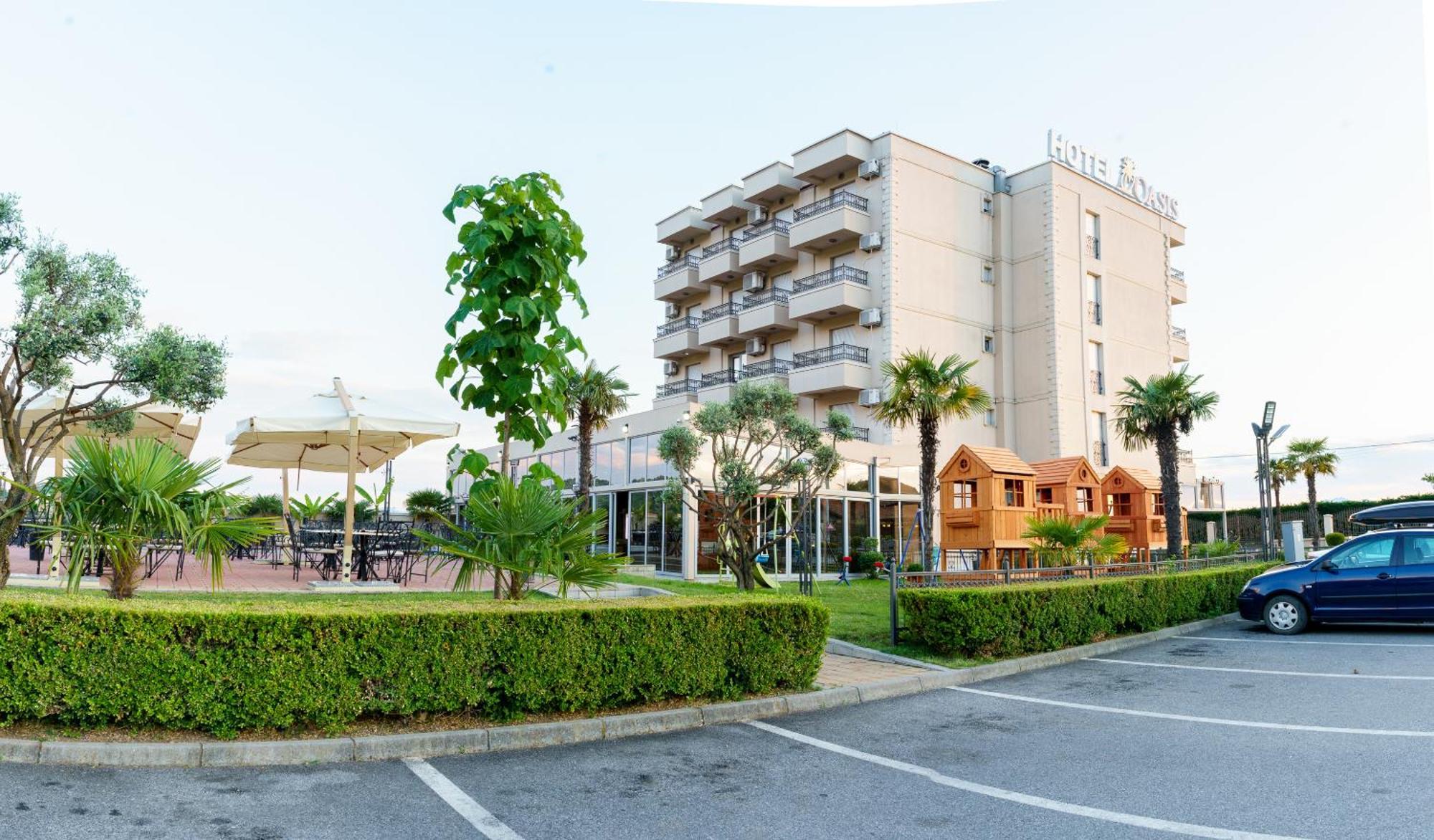 Hotel Oasis Podgorica Luaran gambar