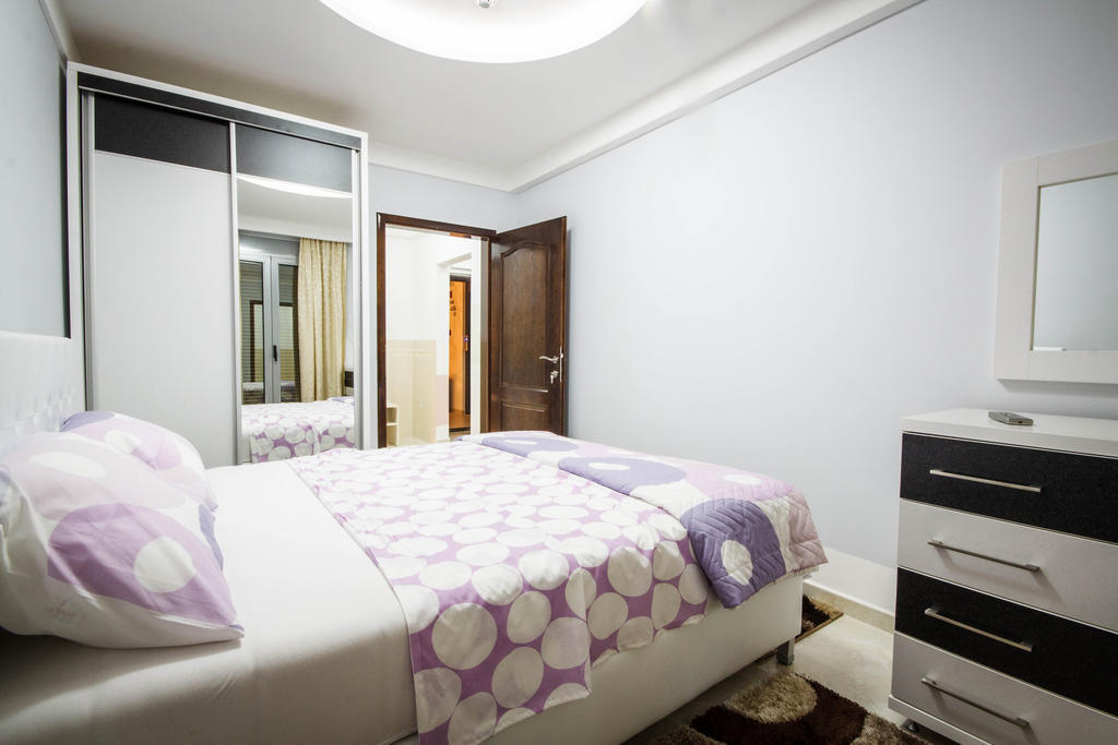 Hotel Oasis Podgorica Luaran gambar